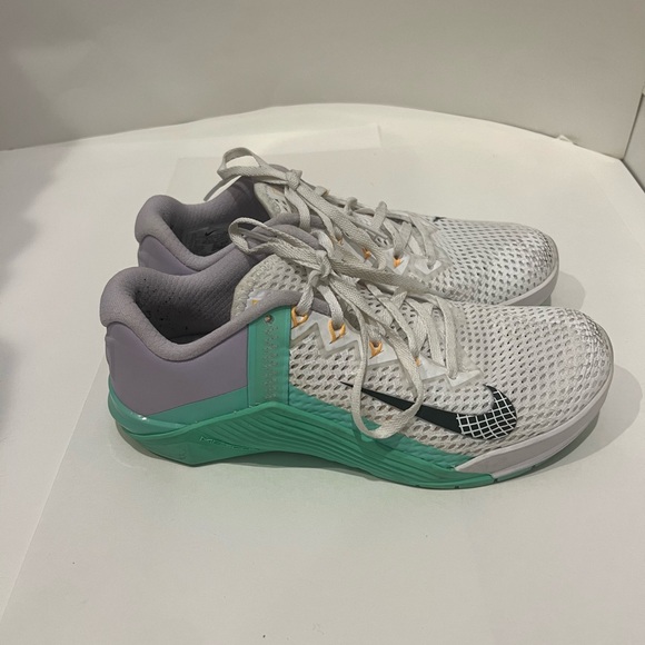 Nike Metcon 6 “White Infinite Lilac Green” - Picture 8 of 9
